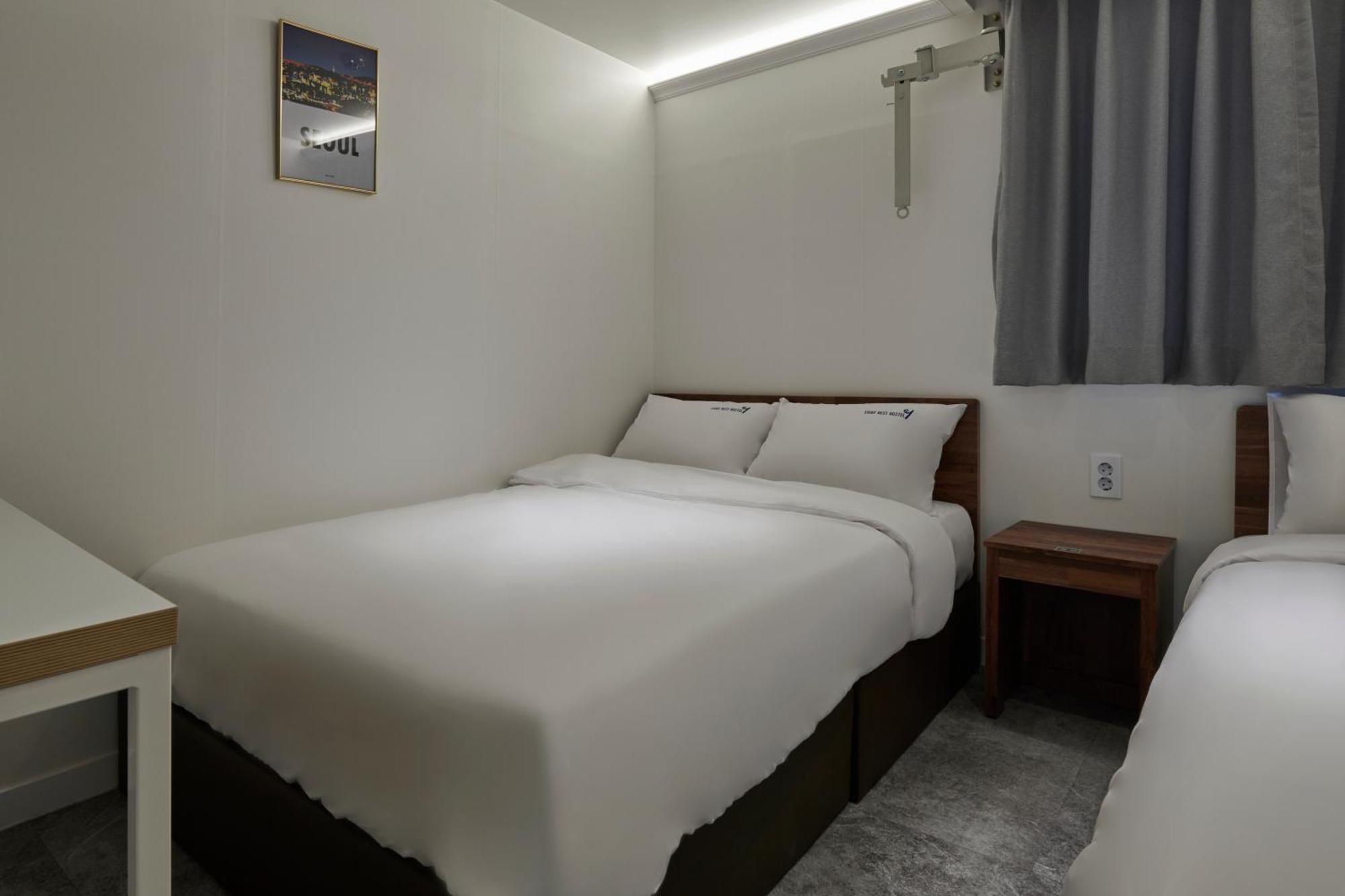 Eight Rest Hostel Myeongdong Seúl Exterior foto